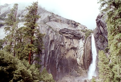050200-yosemitefall.jpg - 41.5 K